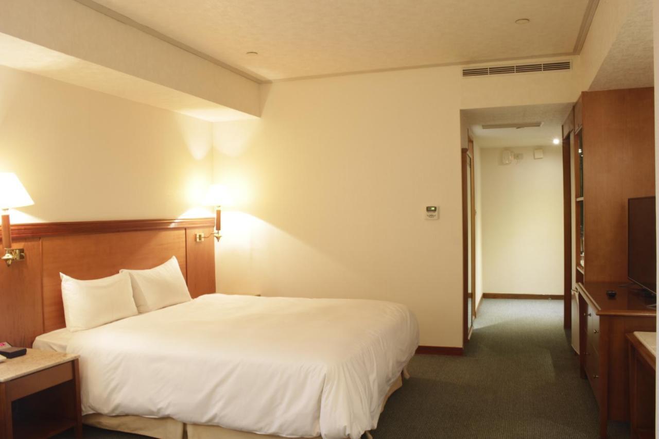 סינצ'ו סיטי Hotel Avenue מראה חיצוני תמונה