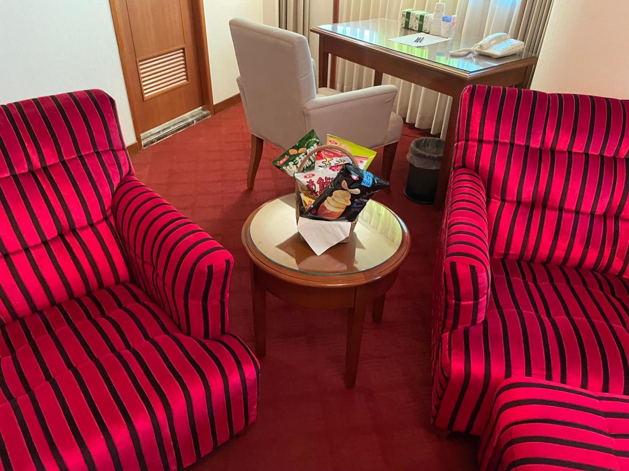 סינצ'ו סיטי Hotel Avenue מראה חיצוני תמונה